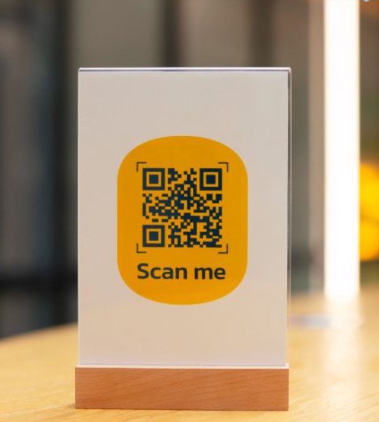 6x8" QR Code Acrylic Menu Stand with Wooden Base