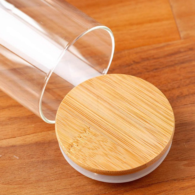 Borosilicate Suction Glass Jar with Wooden Lid for Food Storage
